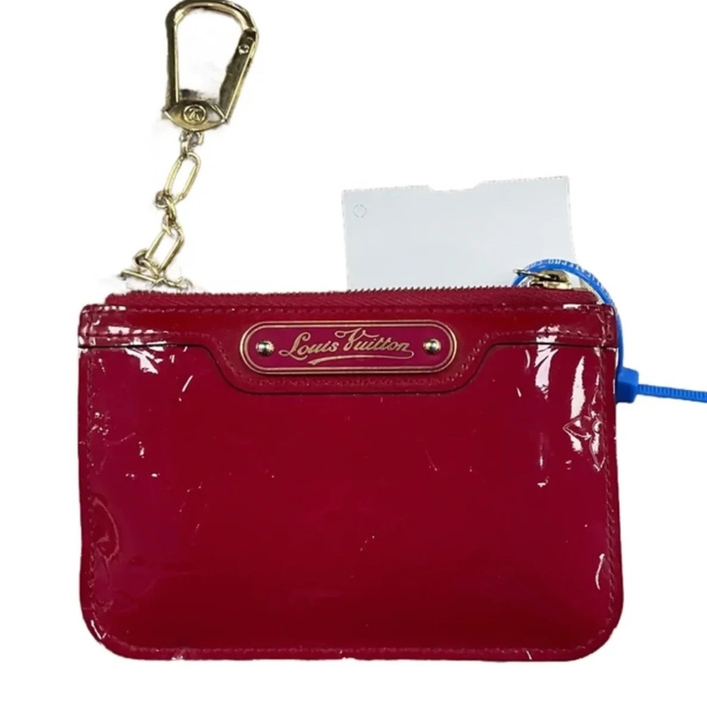 {SOLD}Louis Vuitton Pochette Clés Key in Red Monogram Vernis Patent Leather - Picture 4 of 15